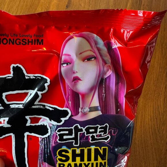 K-POP Demon Hunters Mira Ramen Noodles Collectible Packet Kpop Huntrix Netflix - Picture 2 of 4
